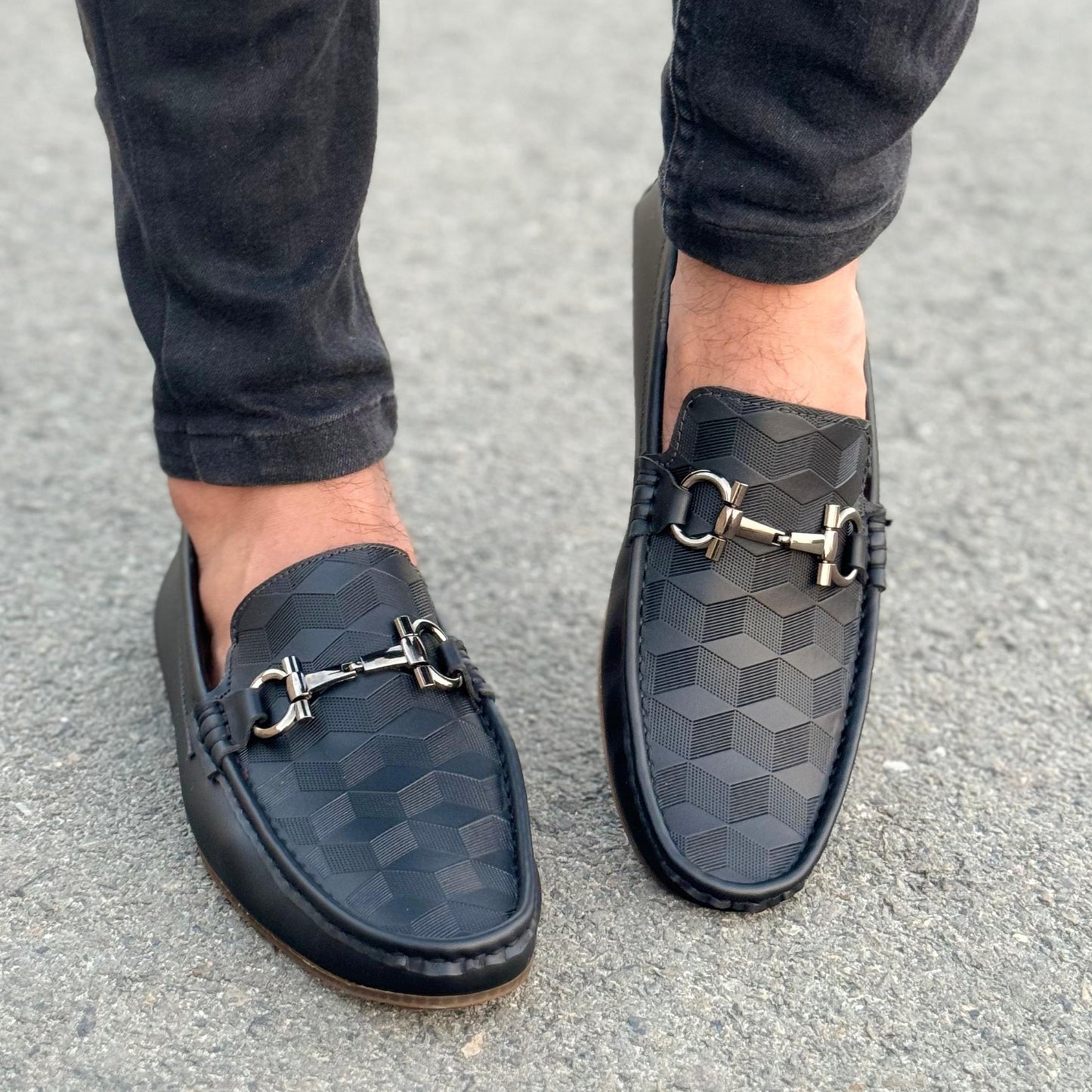 THE ARNY BLACK - 2526