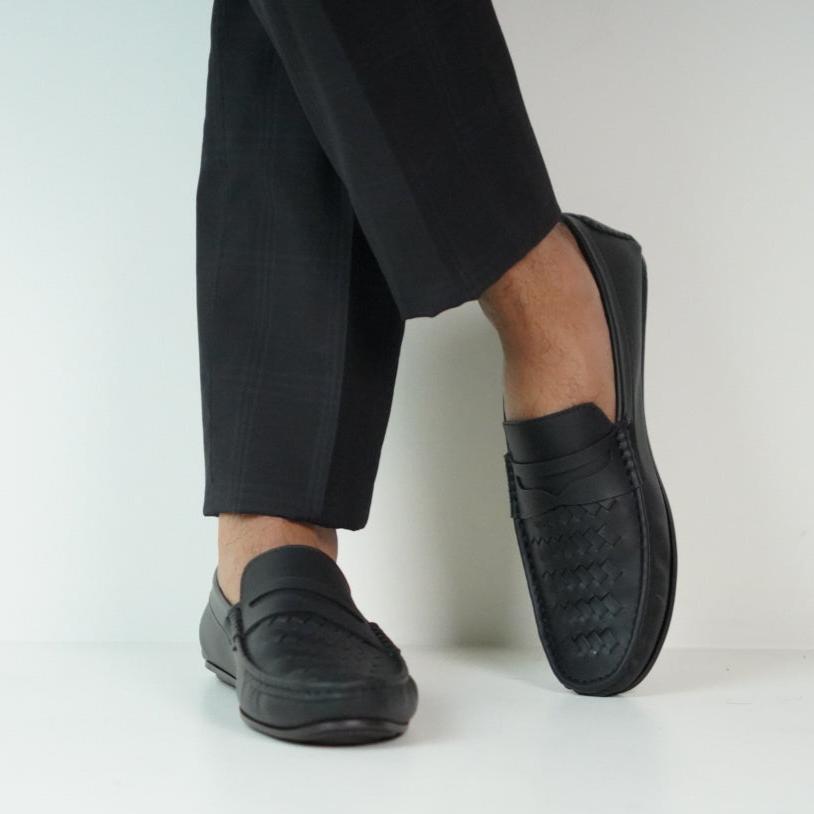 THE CRISSCROS BLACK Loafers SS-2472