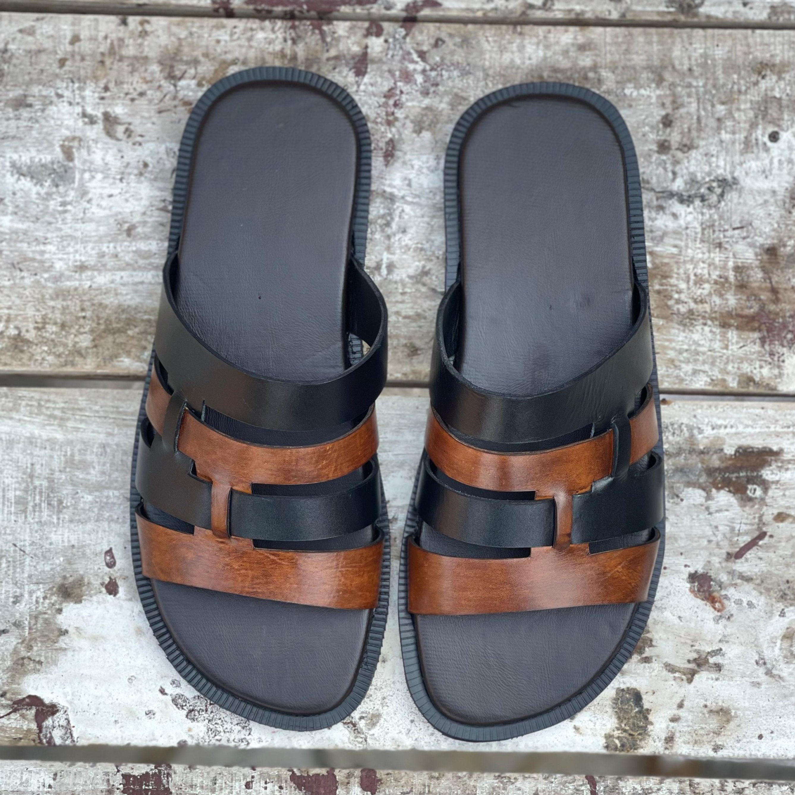 THE CASWELL CHAPPAL SS-2506