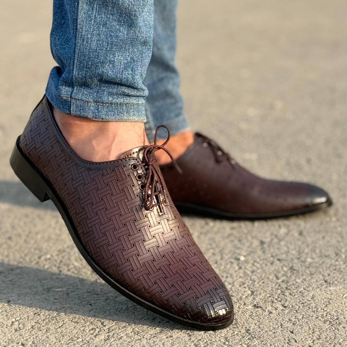 THE BROKE BROWN - 2544