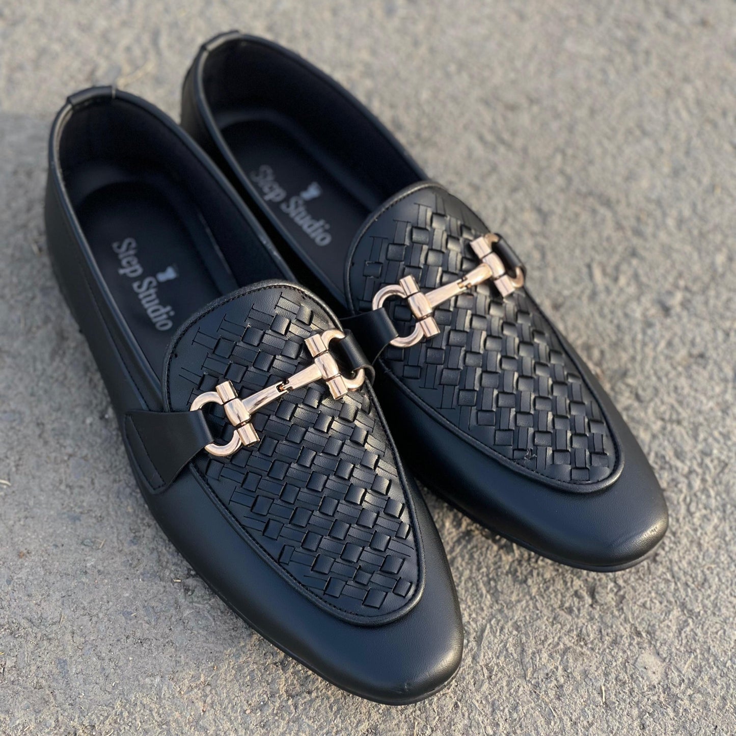 THE FERTON BLACK - 2556