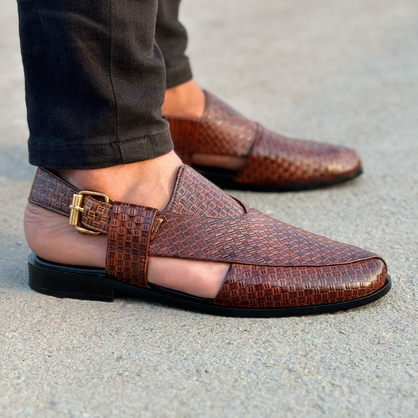 THE JERGI BROWN - 2584