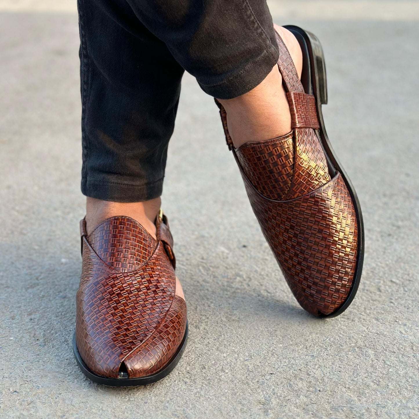 THE JERGI BROWN - 2584