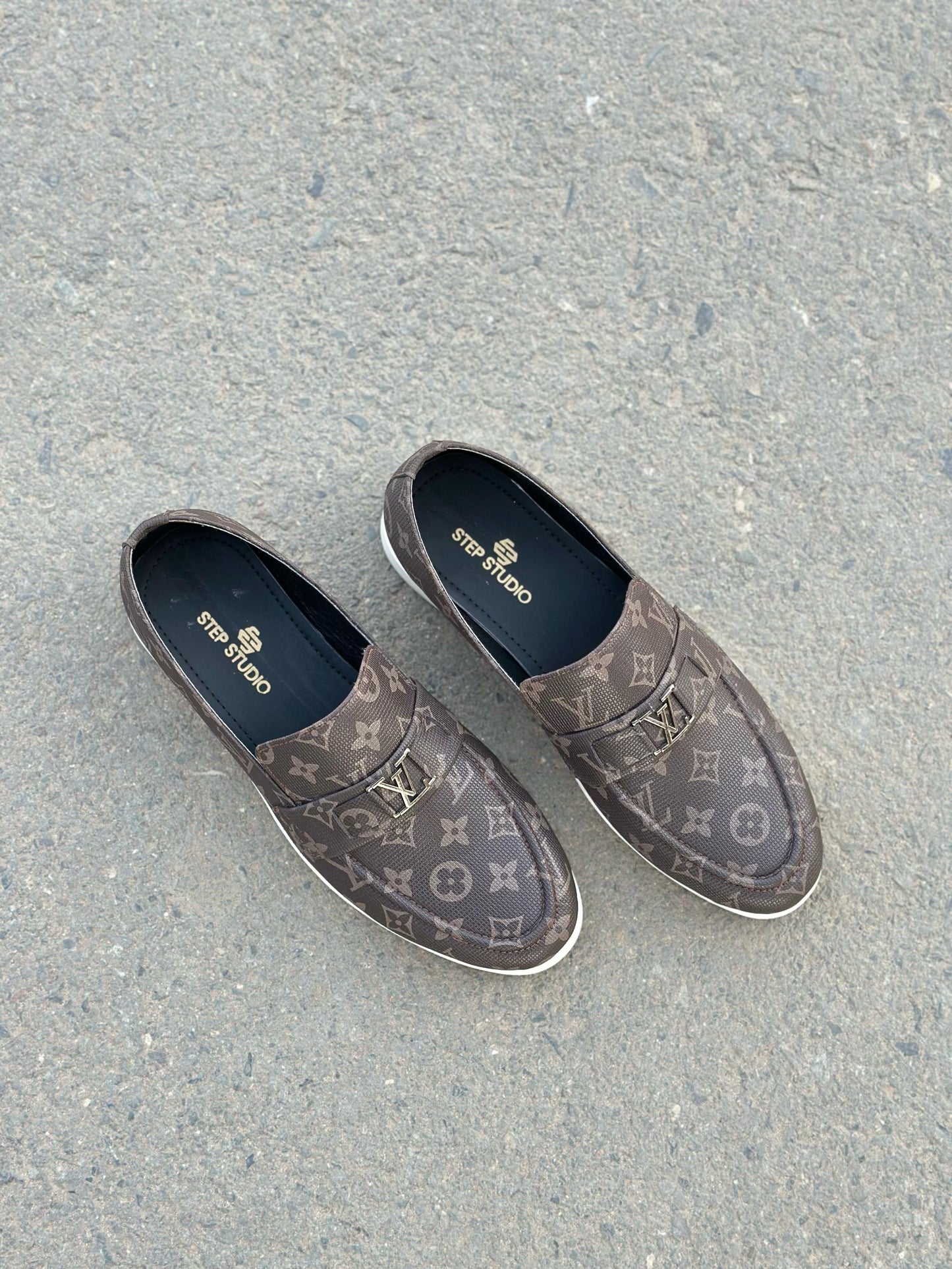 THE LUVINO BROWN -2605