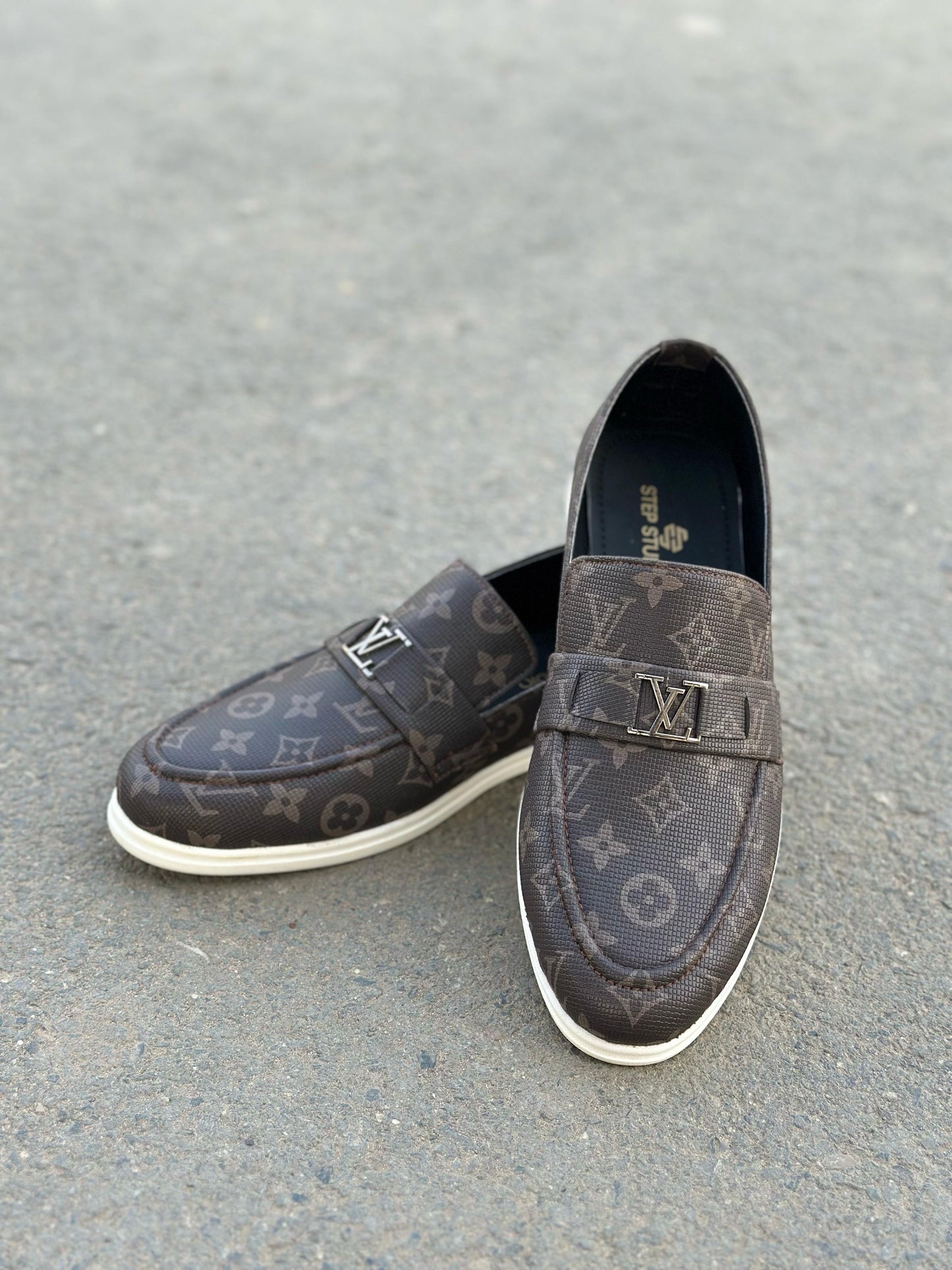 THE LUVINO BROWN -2605
