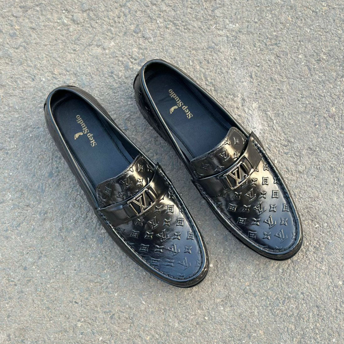 Step Pure Leather Buckman Black SS-2714