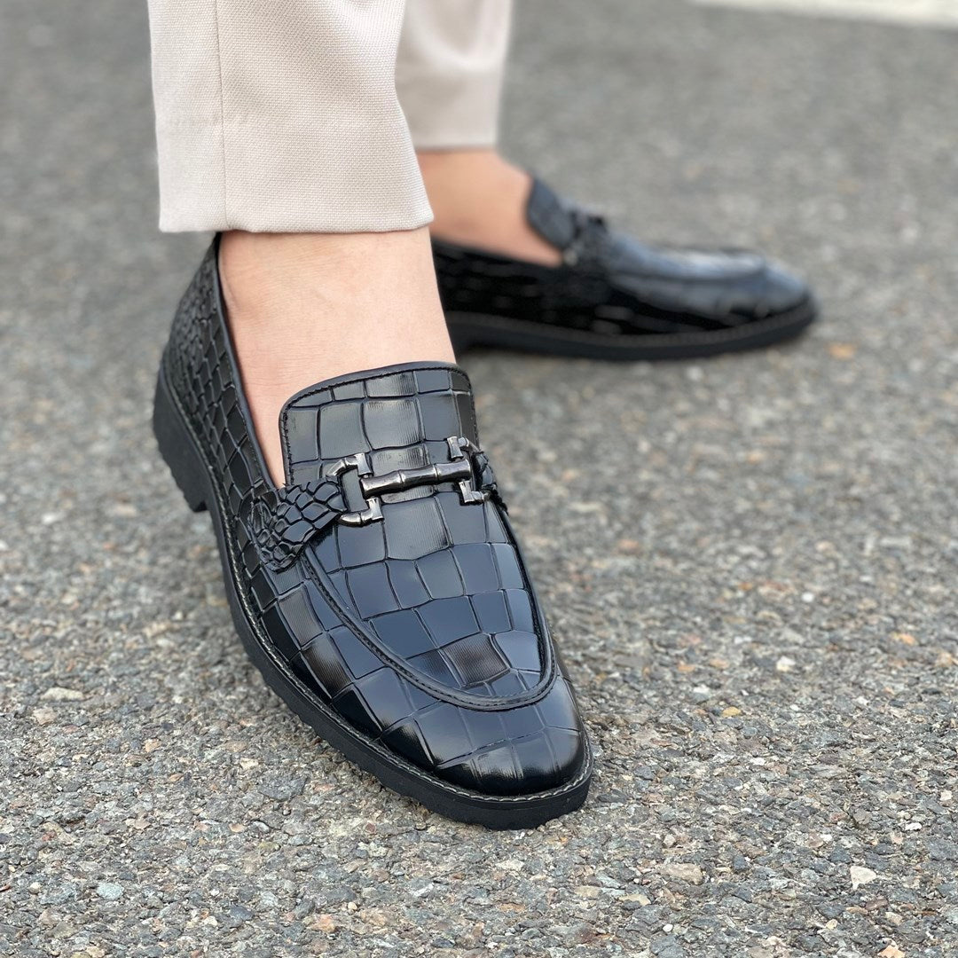 Leather Chunky BLK SS-2372