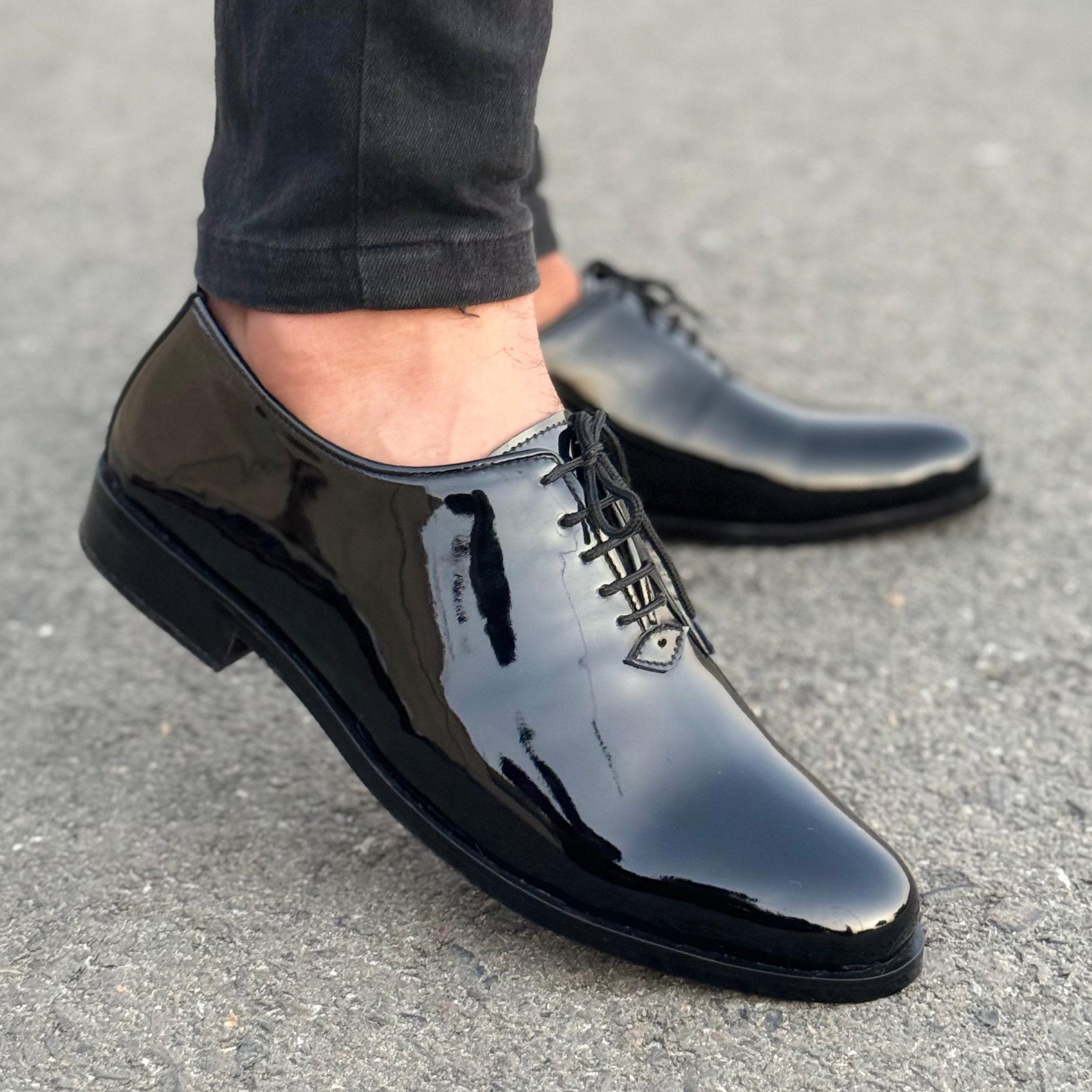 THE ASCOT BLACK - 2534 Main image