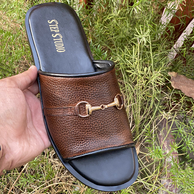 The Brown Buckle Leather Chappal